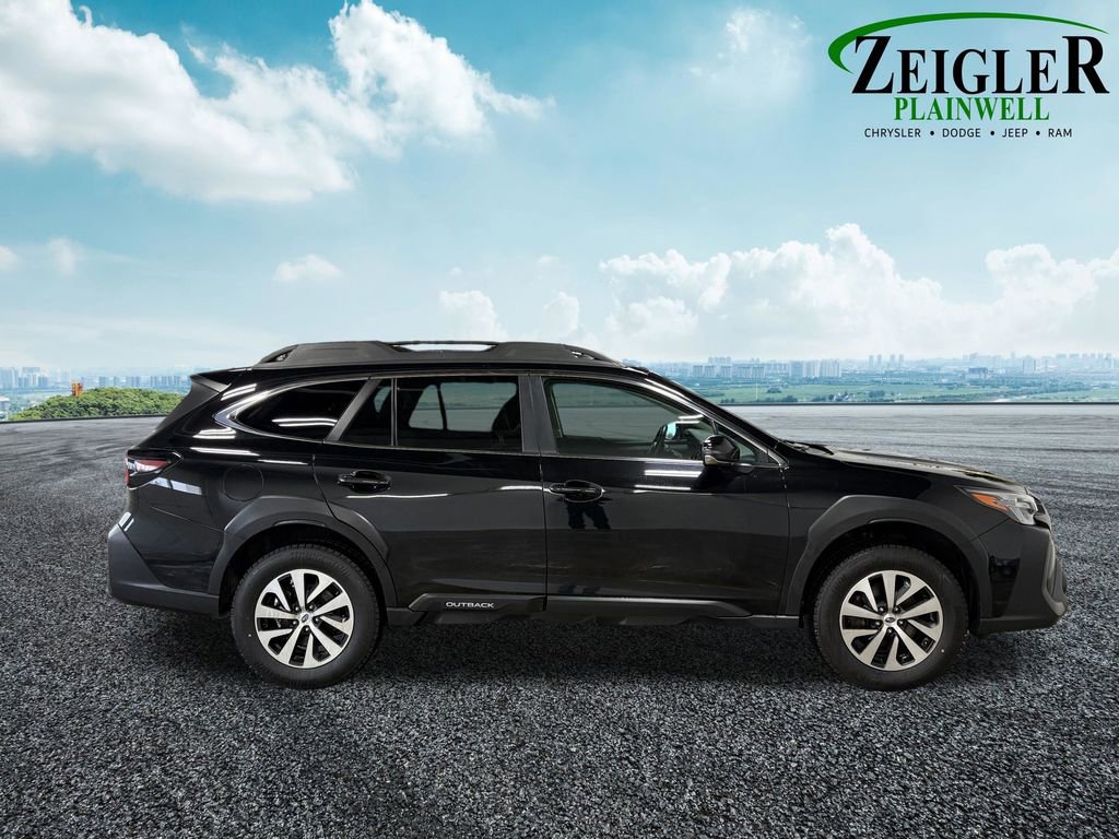 Used 2024 Subaru Outback Premium image 13