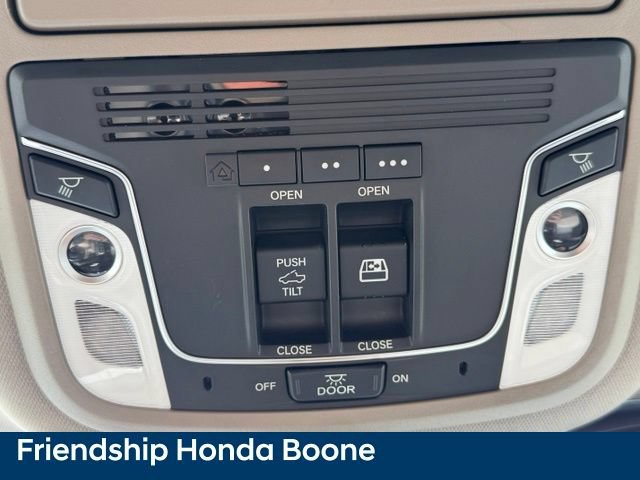 Used 2018 Honda Ridgeline RTL-E image 32