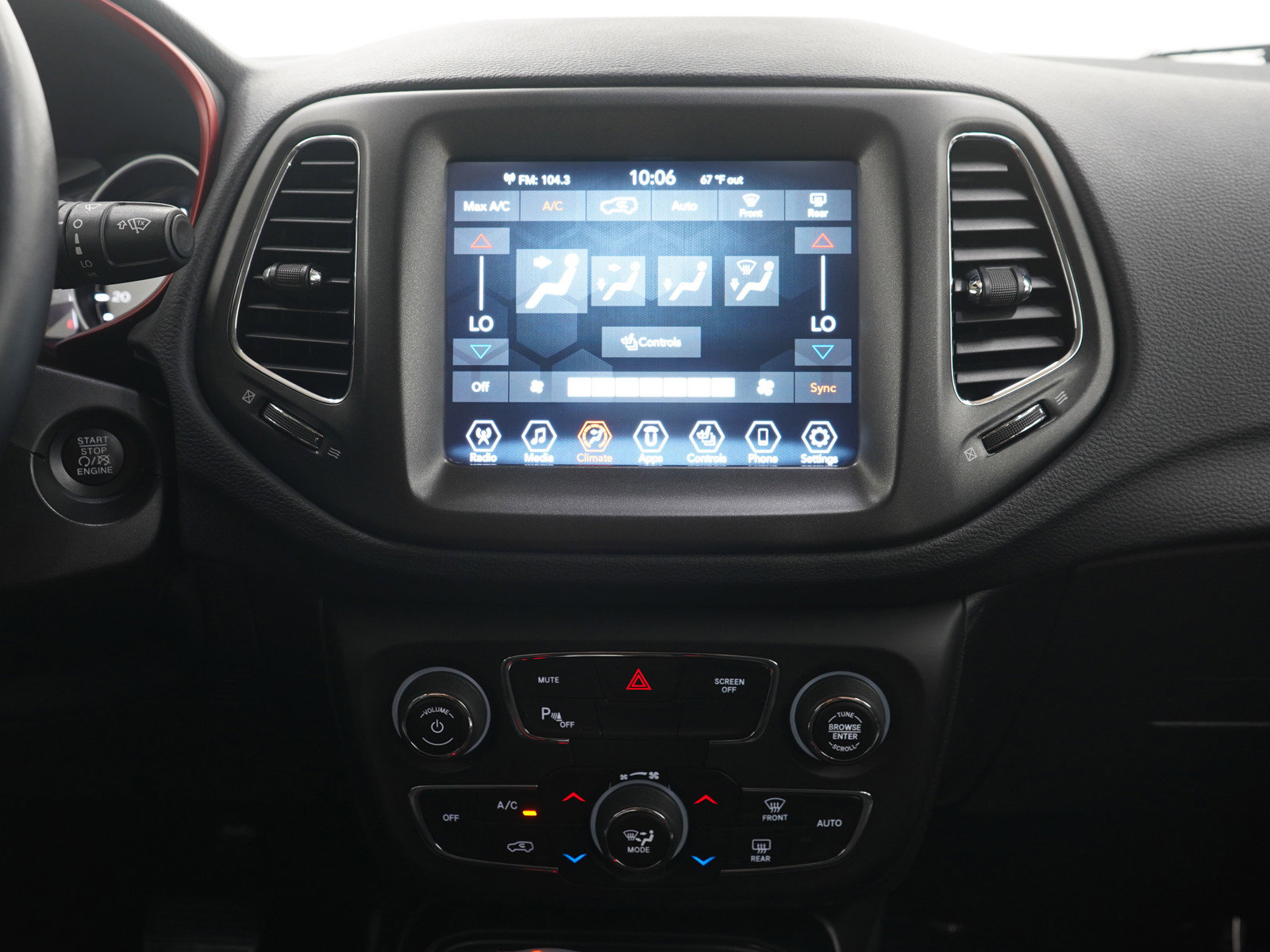 Used 2019 Jeep Compass Trailhawk w/ Cold Weather Group AWD/4WD image 15