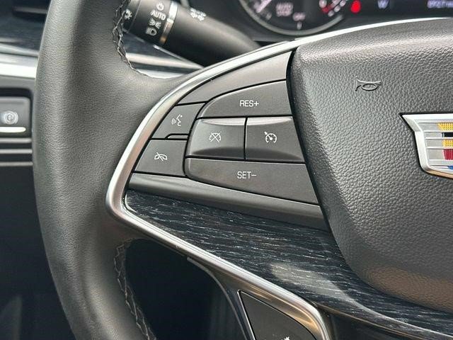 Certified 2025 Cadillac XT5 Premium Luxury w/ LPO, Floor Liner Package AWD/4WD image 19