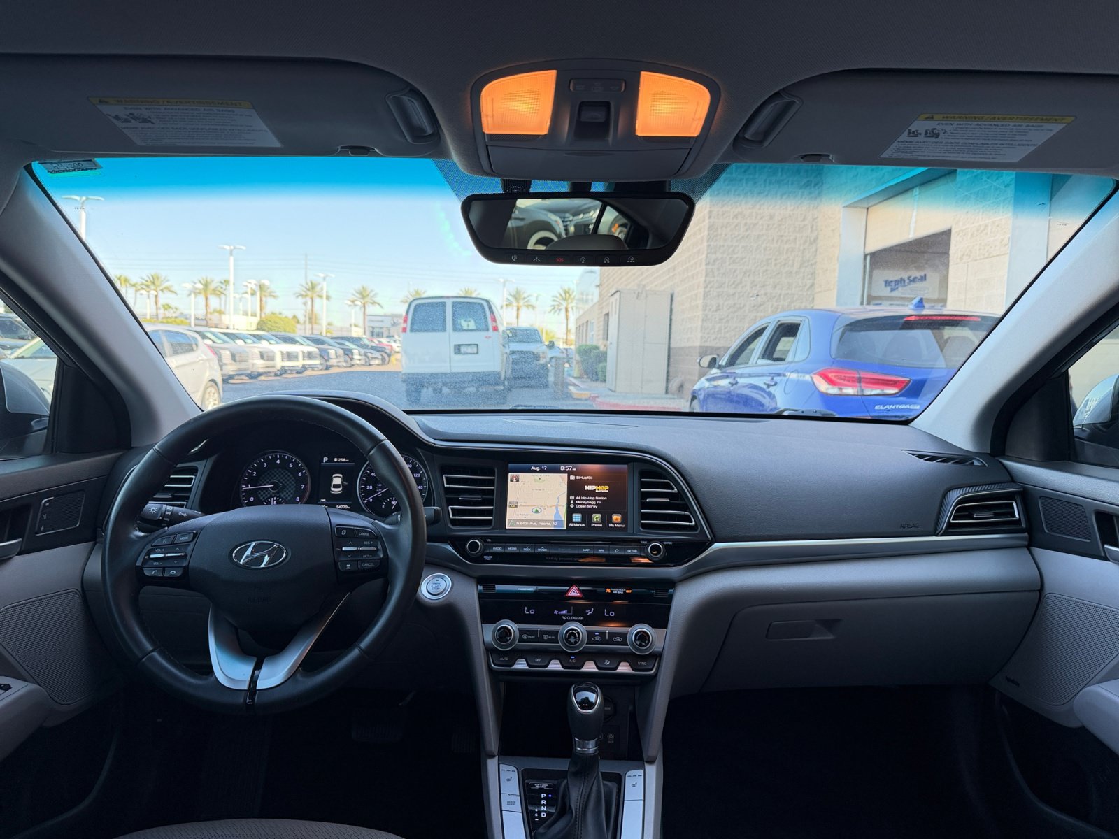 Used 2020 Hyundai Elantra Limited w/ Ultimate Package 03 FWD image 20