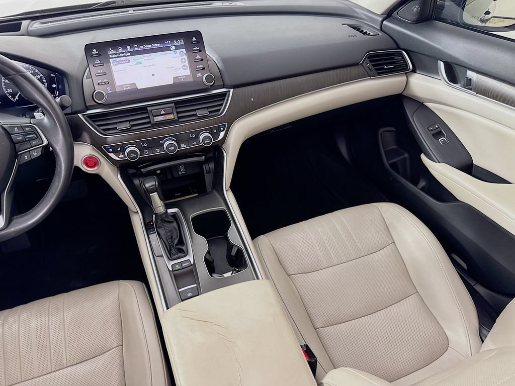 Used 2018 Honda Accord Touring image 29
