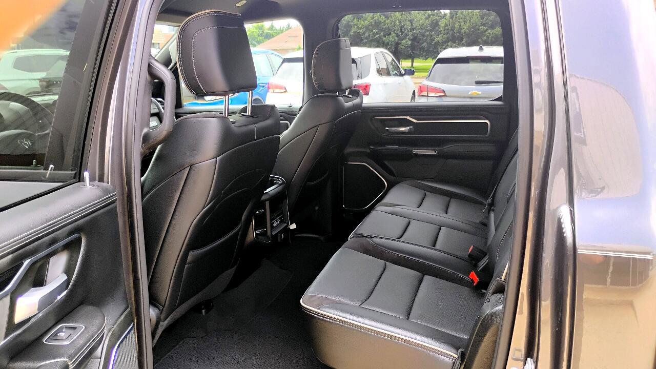 Used 2024 RAM 1500 Laramie image 17