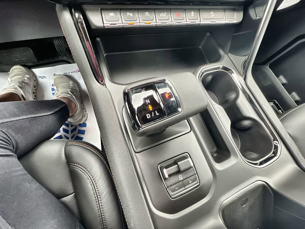 New 2026 GMC Sierra 1500 AT4 w/ AT4 Premium Package image 16