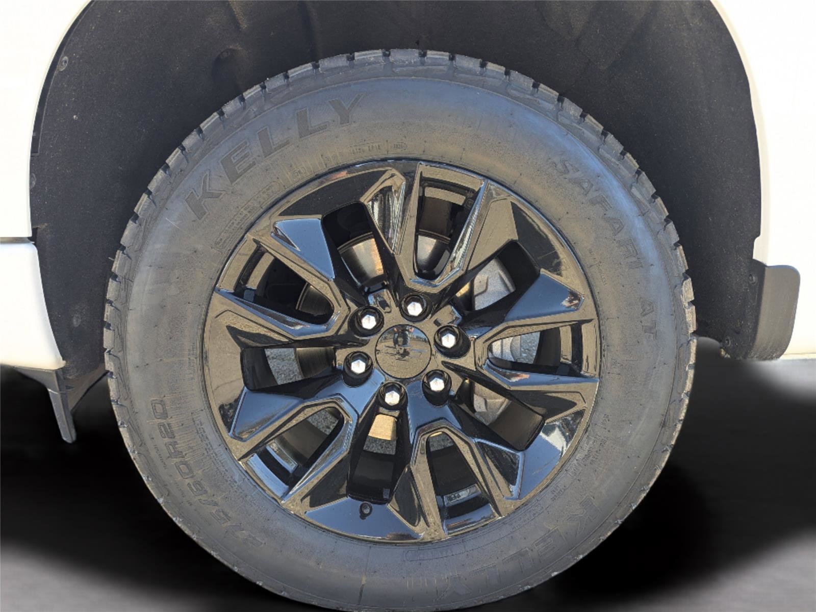 Used 2022 Chevrolet Silverado 1500 Custom image 27