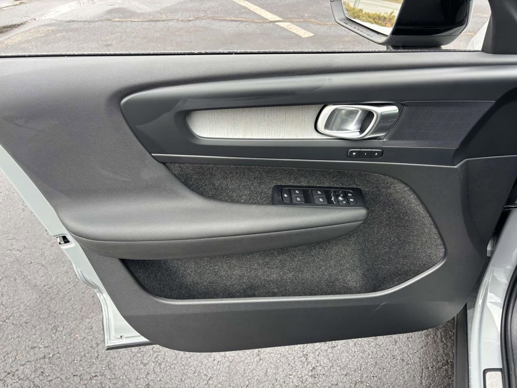 New 2026 Volvo XC40 B5 Plus w/ Protection Package Premier image 11