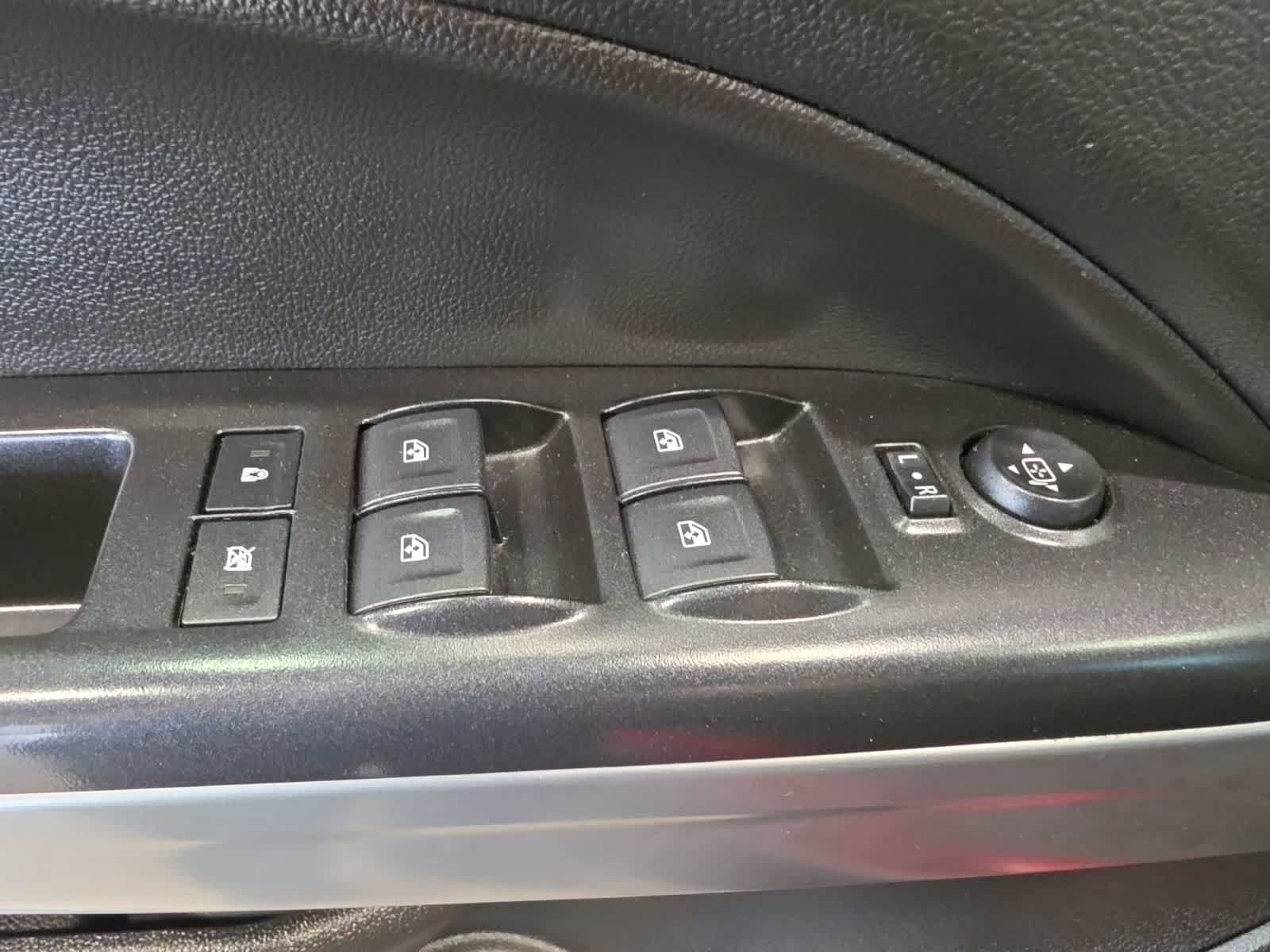 Used 2019 Chevrolet Colorado LT w/ Colorado RST Special Edition AWD/4WD image 22