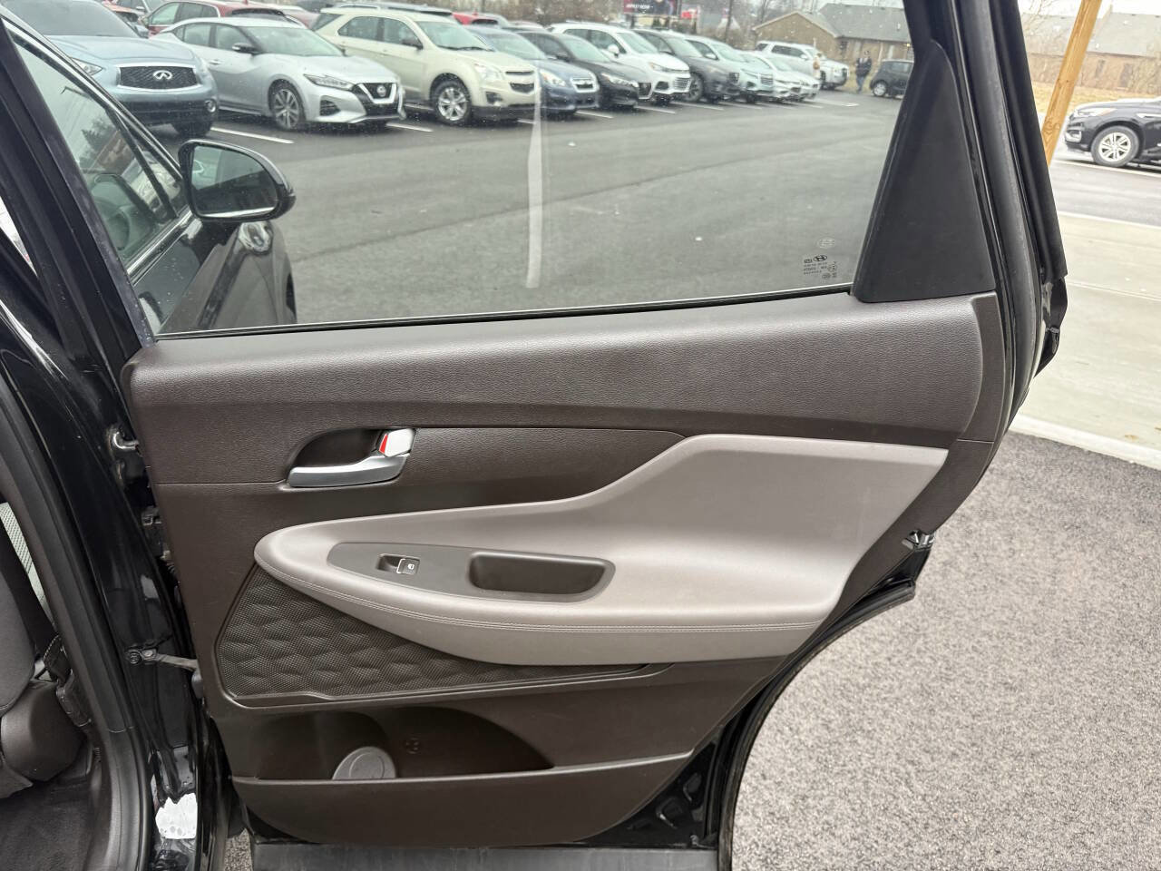 Used 2019 Hyundai Santa Fe SEL w/ Cargo Package FWD image 19