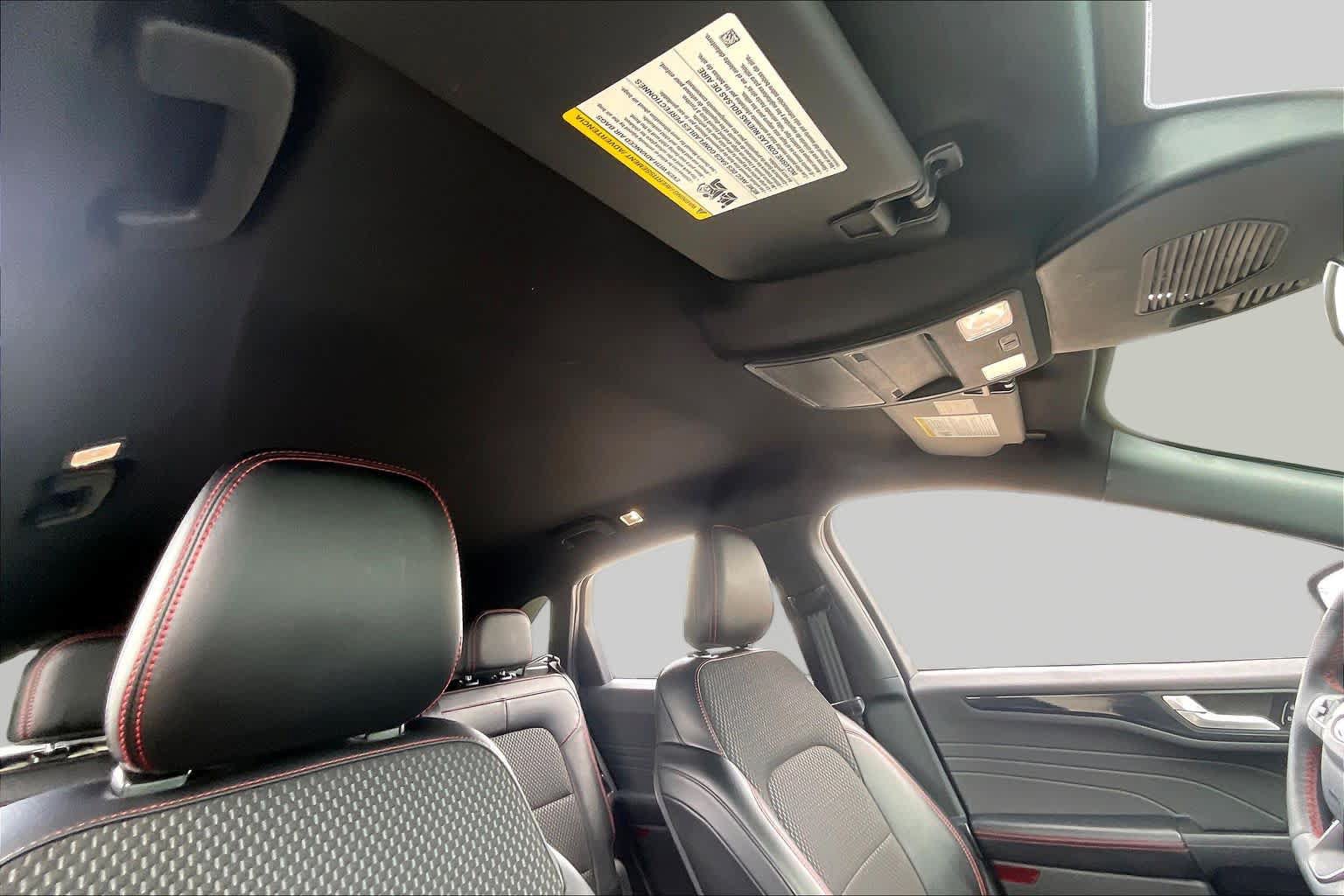 Used 2023 Ford Escape ST-Line AWD/4WD image 13