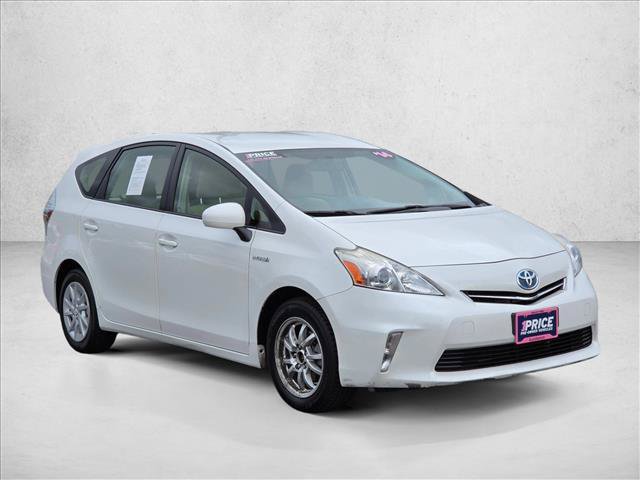 Used 2014 Toyota Prius V Two FWD image 3