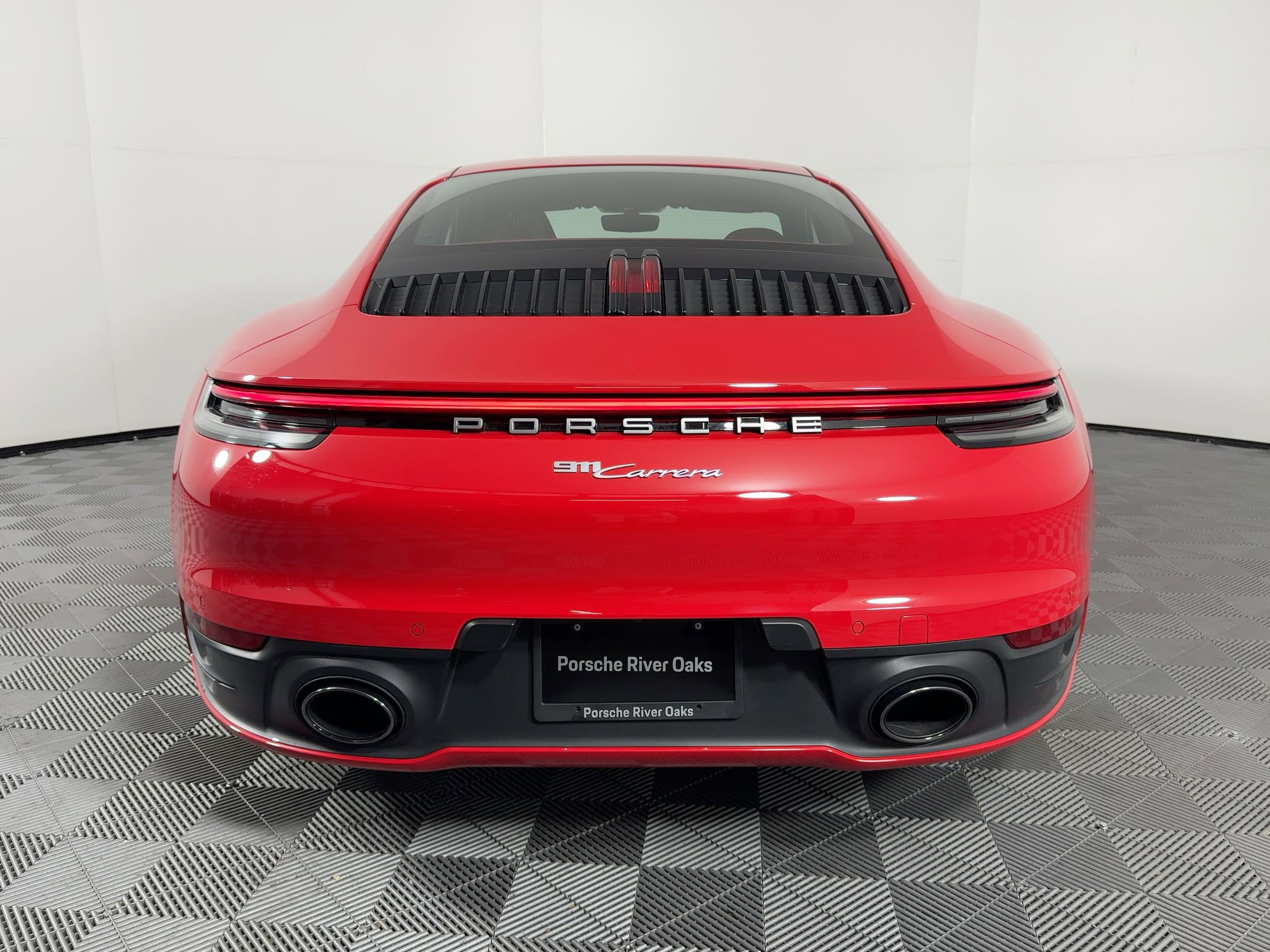 Certified 2022 Porsche 911 Carrera image 10
