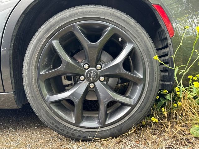 Used 2023 Chrysler 300 S RWD image 4