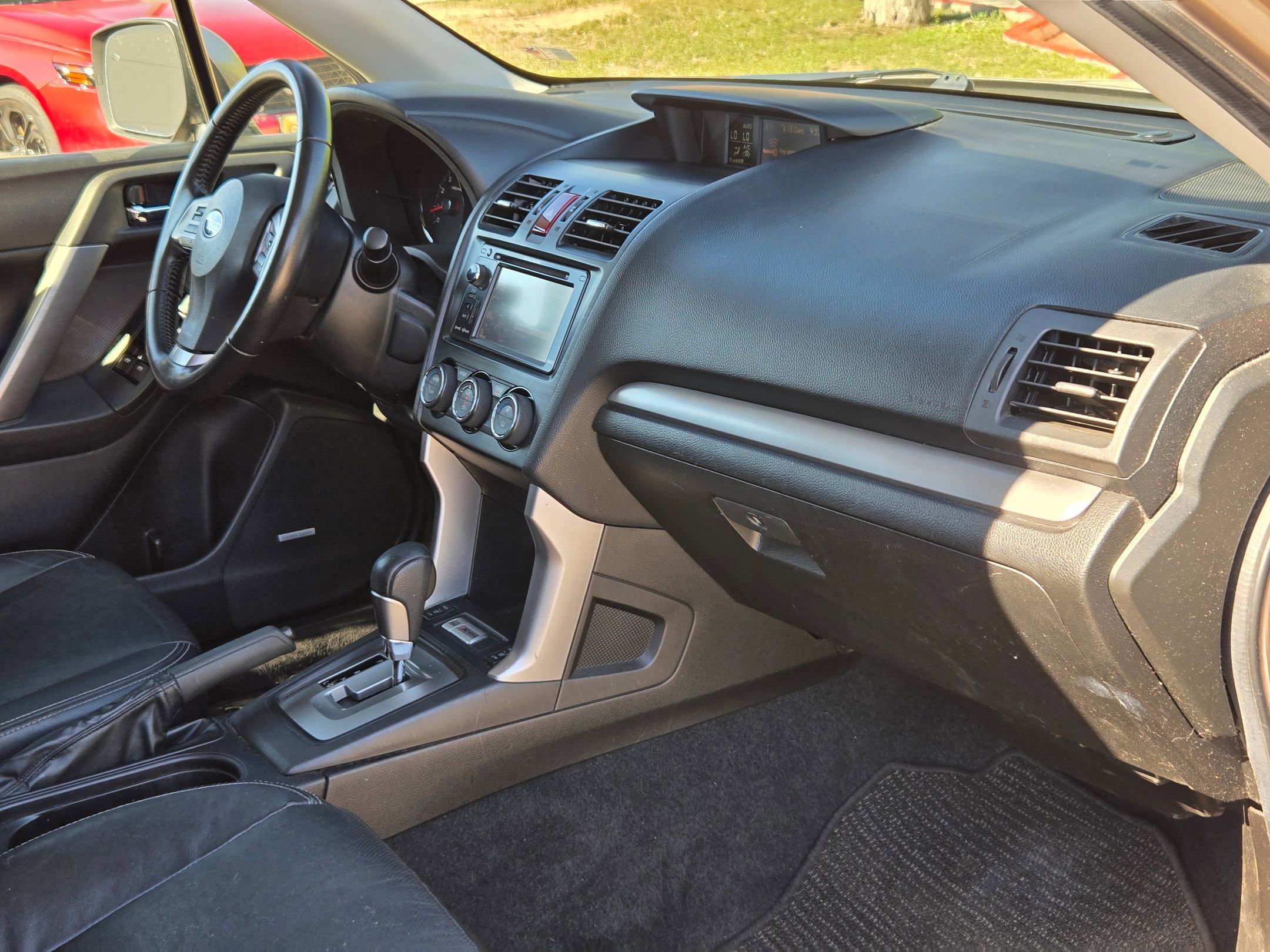 Used 2014 Subaru Forester 2.5i Touring image 29