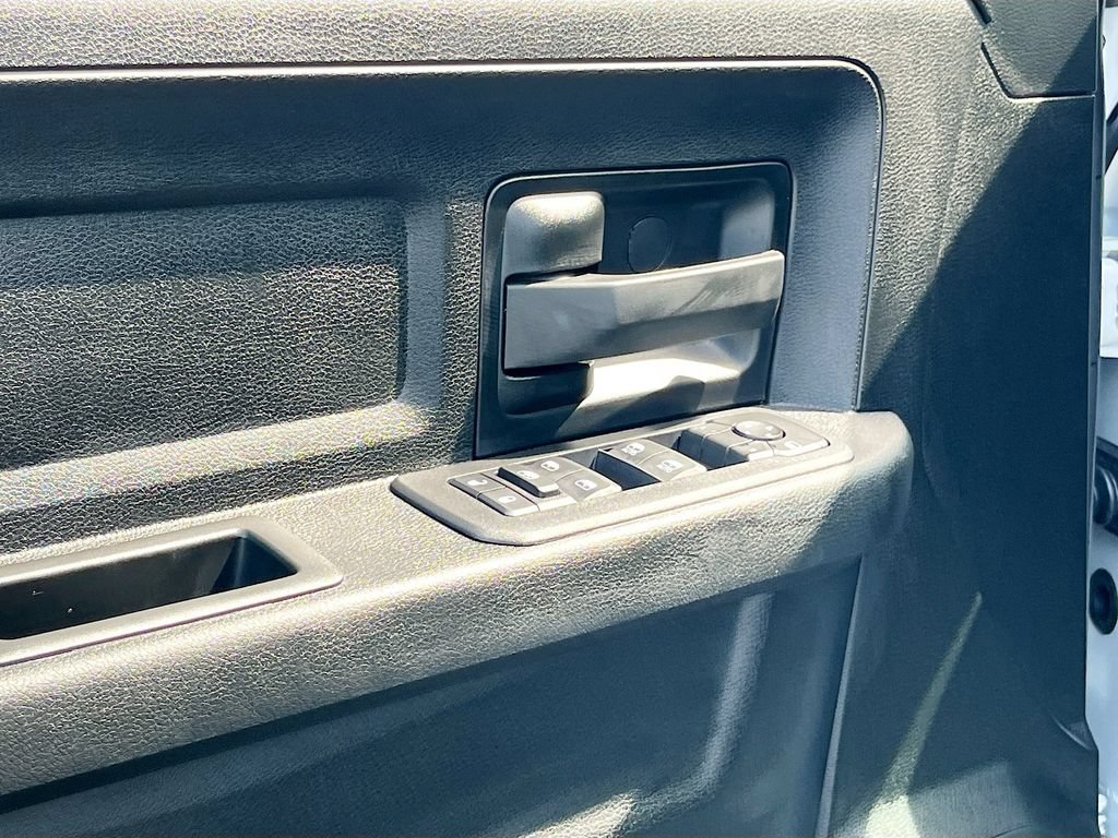 New 2026 RAM 3500 Tradesman AWD/4WD image 18