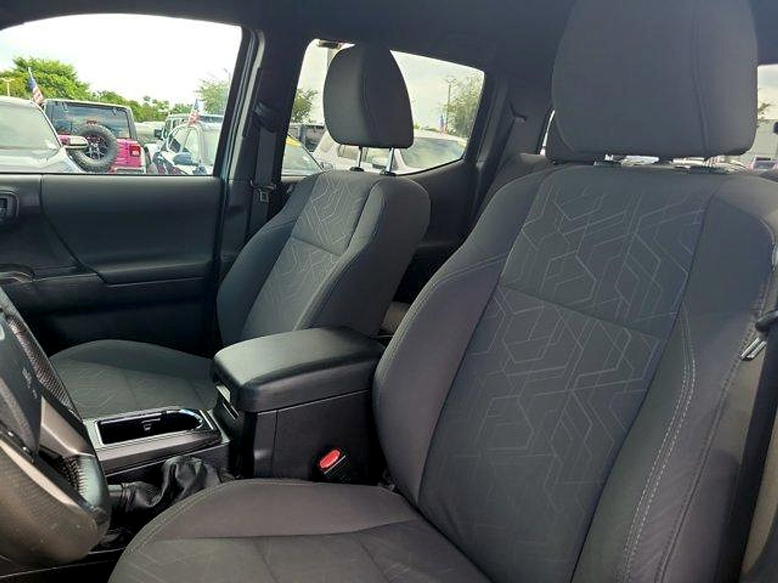 Used 2016 Toyota Tacoma TRD Sport w/ Towing Package RWD image 24