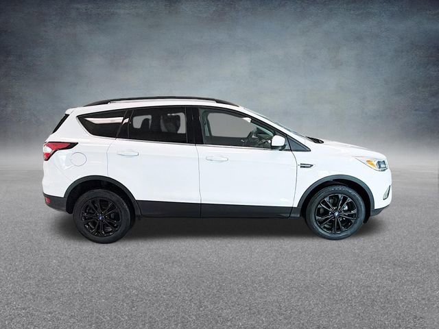 Used 2018 Ford Escape SE image 5