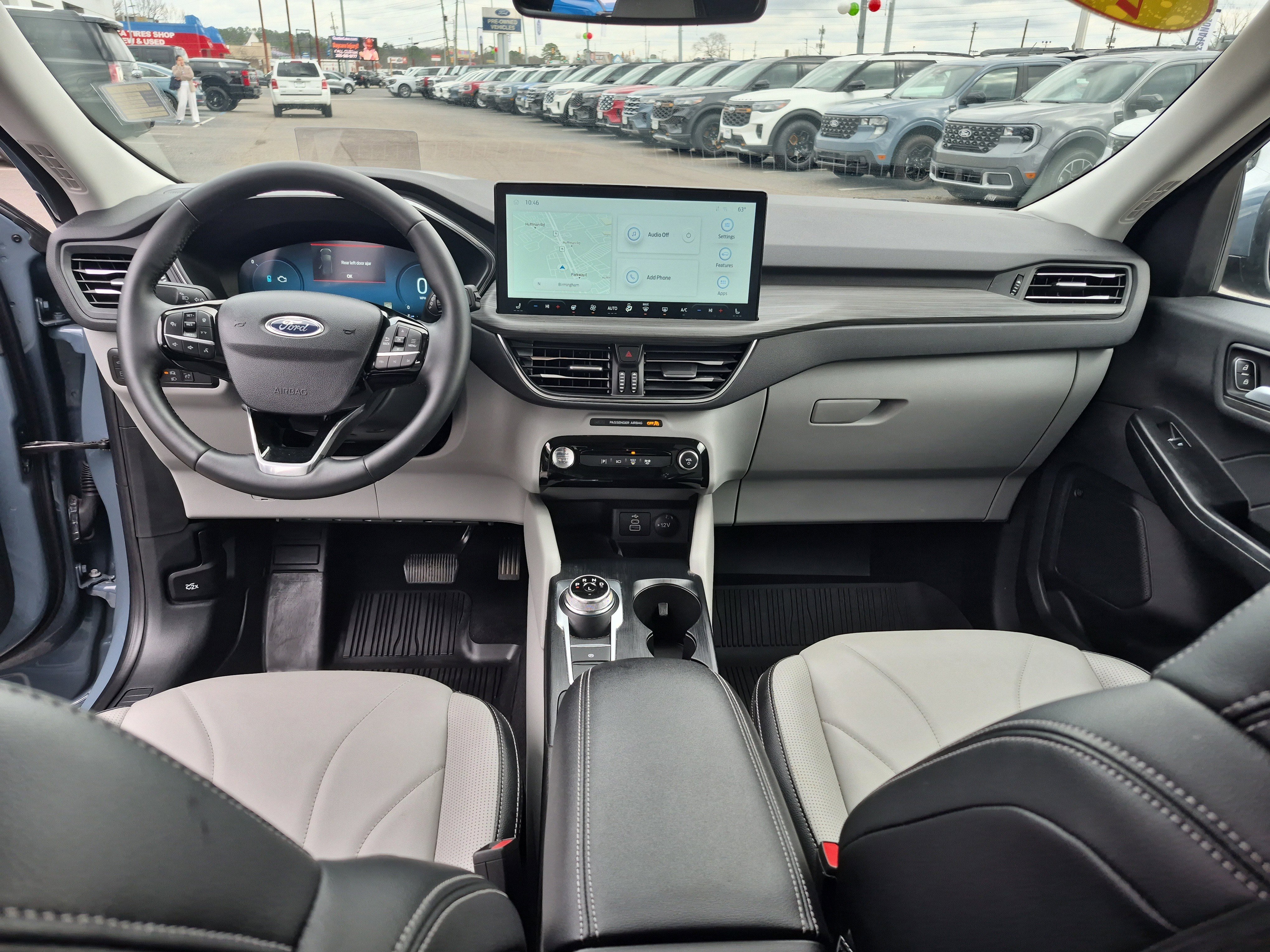 Certified 2025 Ford Escape SE w/ PHEV Premium Package FWD image 19