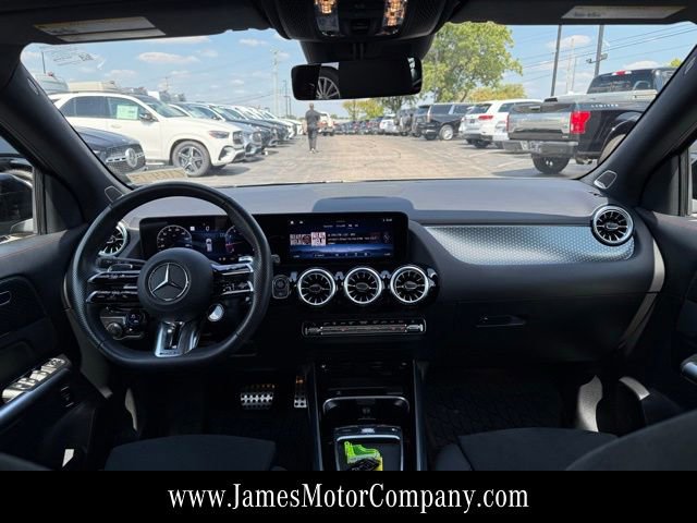 Used 2024 Mercedes-Benz GLA 35 AMG 4MATIC image 17