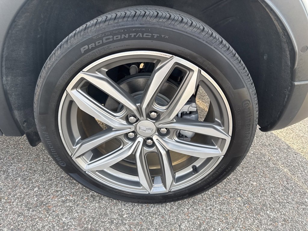 Used 2023 Cadillac XT4 Sport image 8