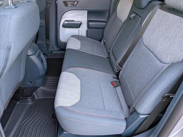 Used 2023 Ford Maverick XLT image 18