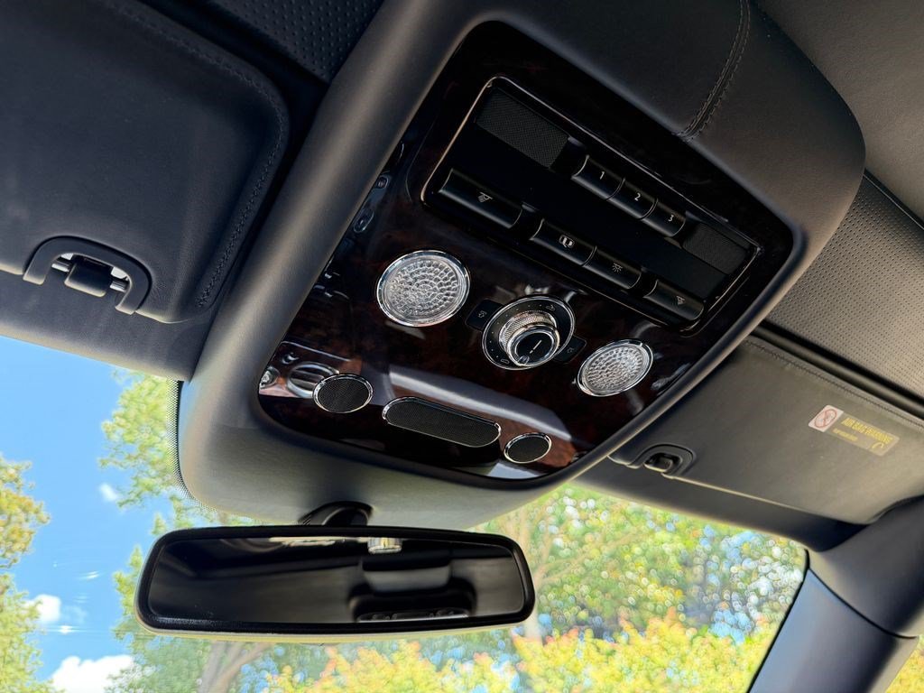 Certified 2018 Bentley Flying Spur V8 AWD/4WD image 29