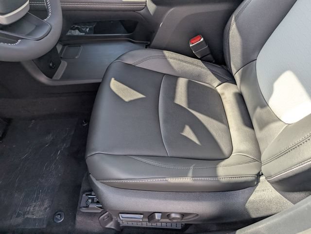 New 2026 Toyota Sienna XSE FWD image 20