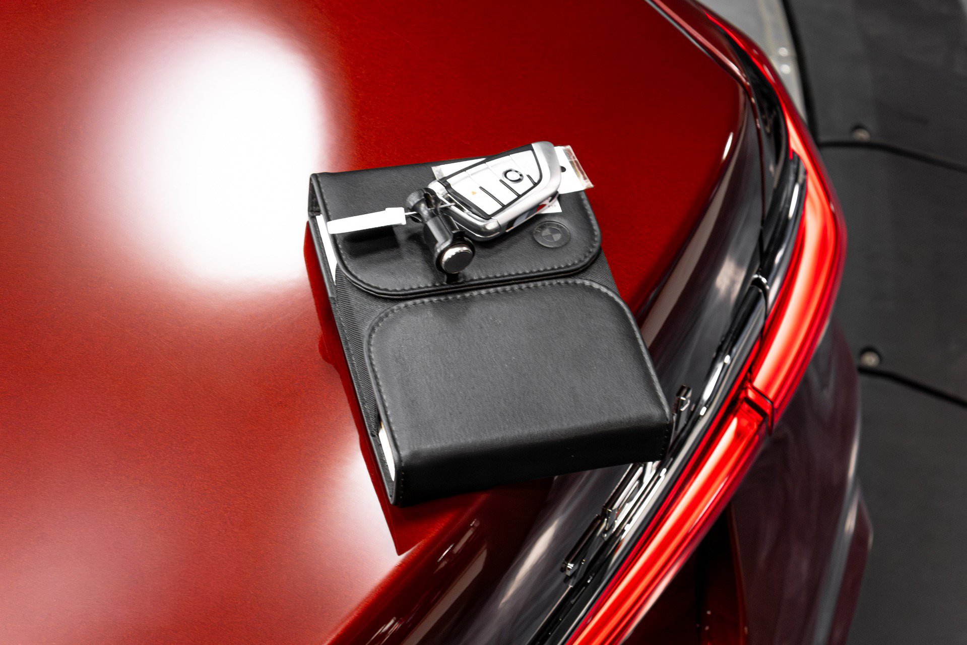 Used 2020 BMW 750i xDrive w/ Executive Package image 73