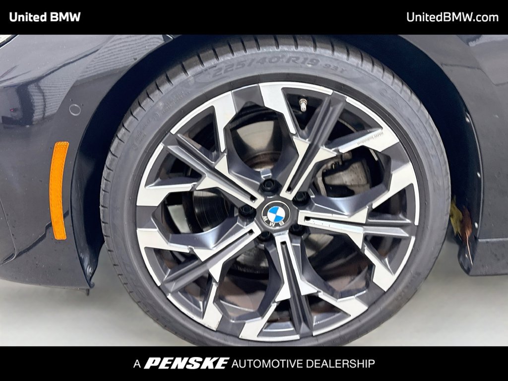 Certified 2025 BMW 230i Coupe RWD image 9