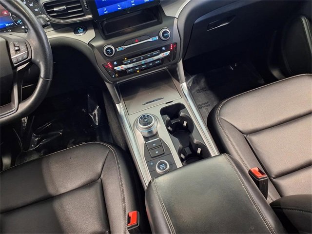 Certified 2020 Ford Explorer XLT w/ Equipment Group 202A image 10