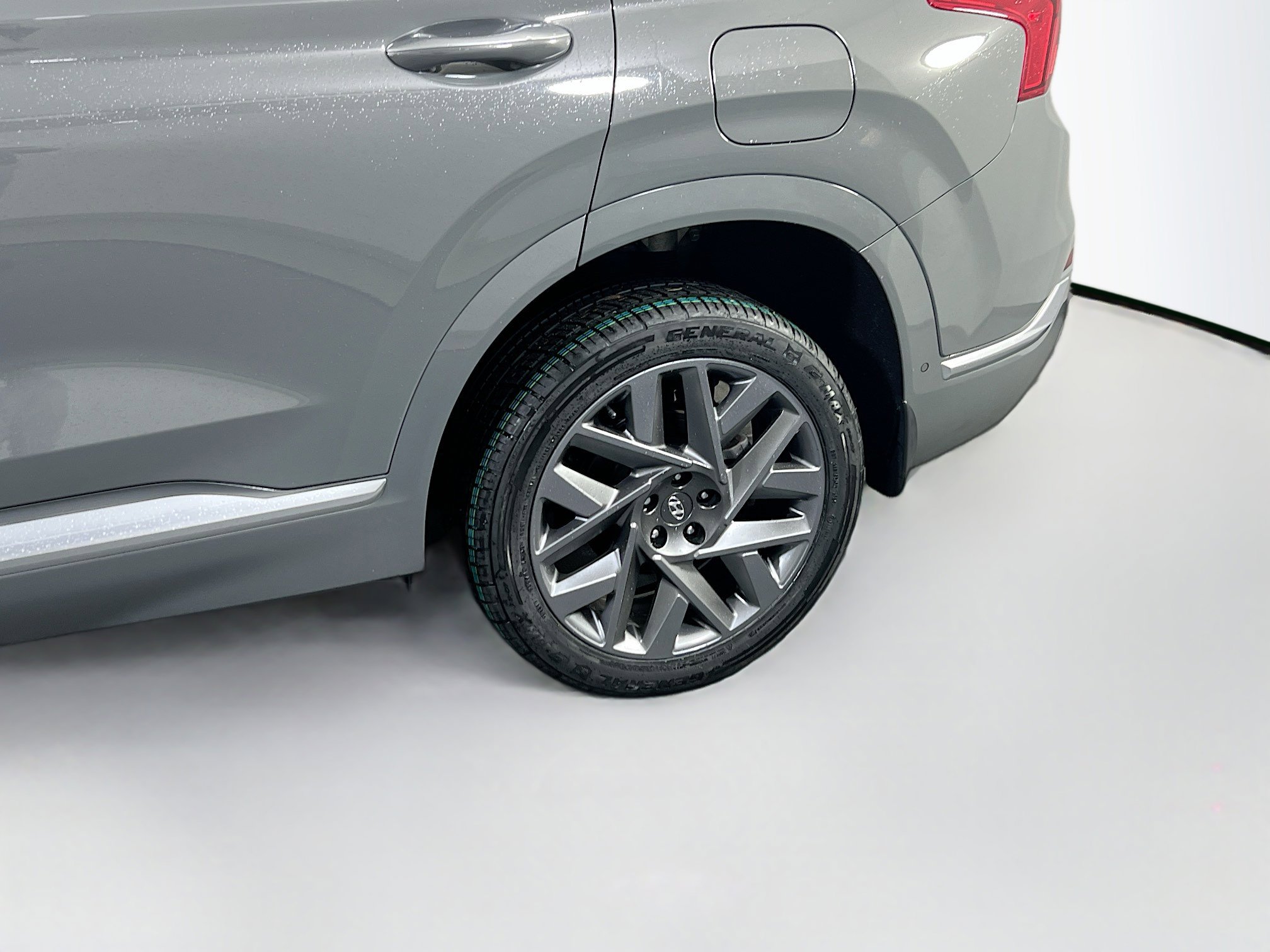 Used 2022 Hyundai Santa Fe Calligraphy image 31