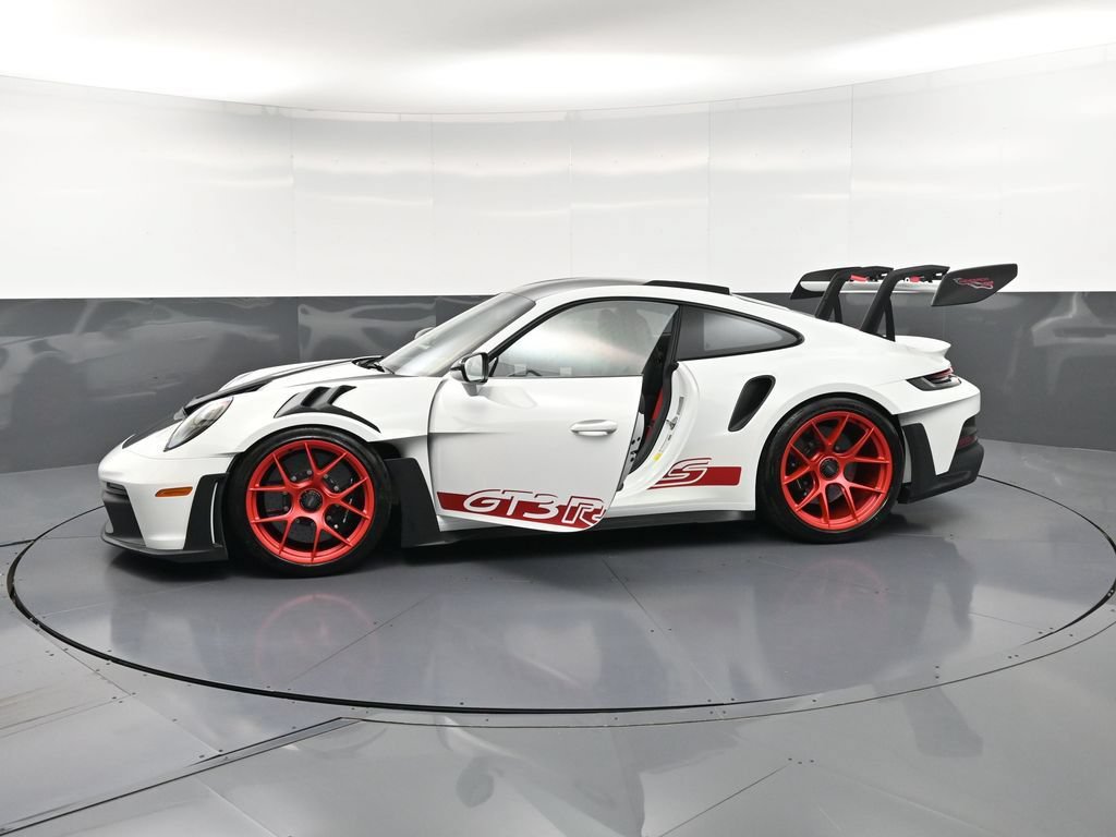 Certified 2024 Porsche 911 GT3 RS RWD image 36
