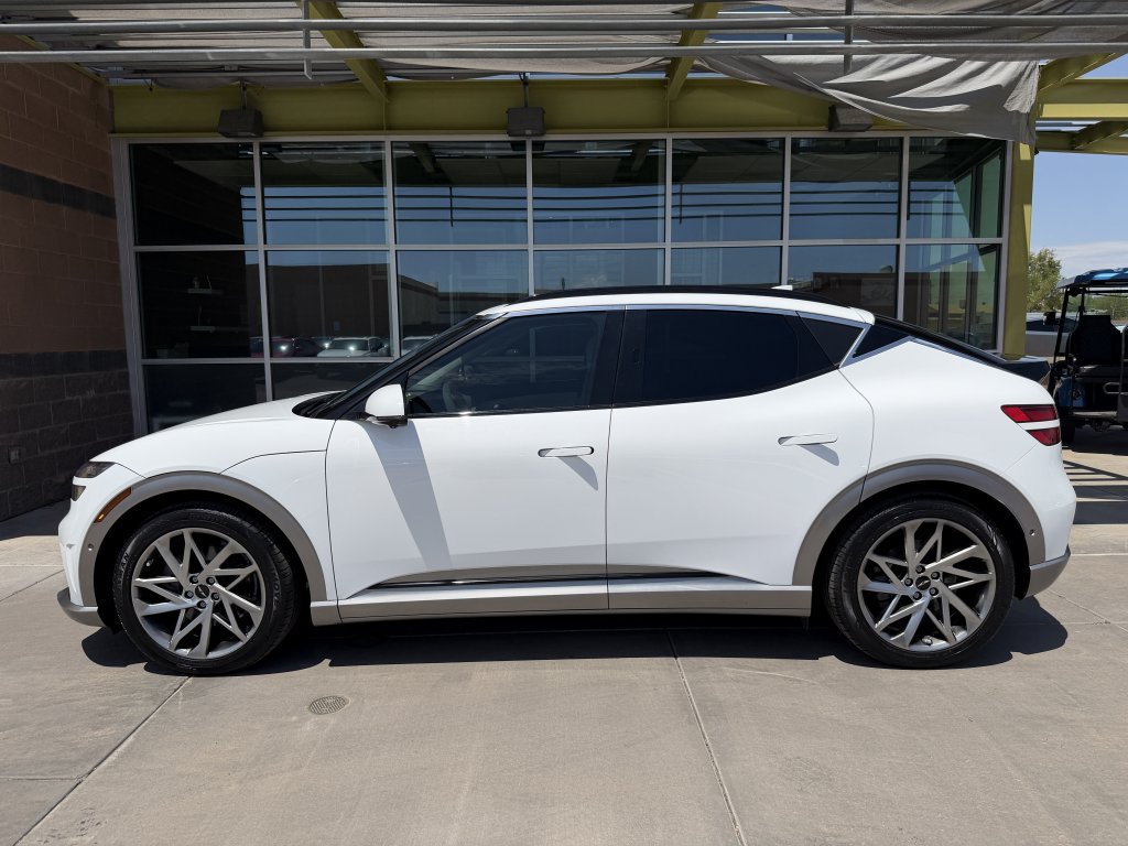 Used 2023 Genesis GV60 Advanced AWD/4WD image 7