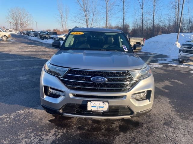 Used 2020 Ford Explorer XLT w/ Equipment Group 202A image 5