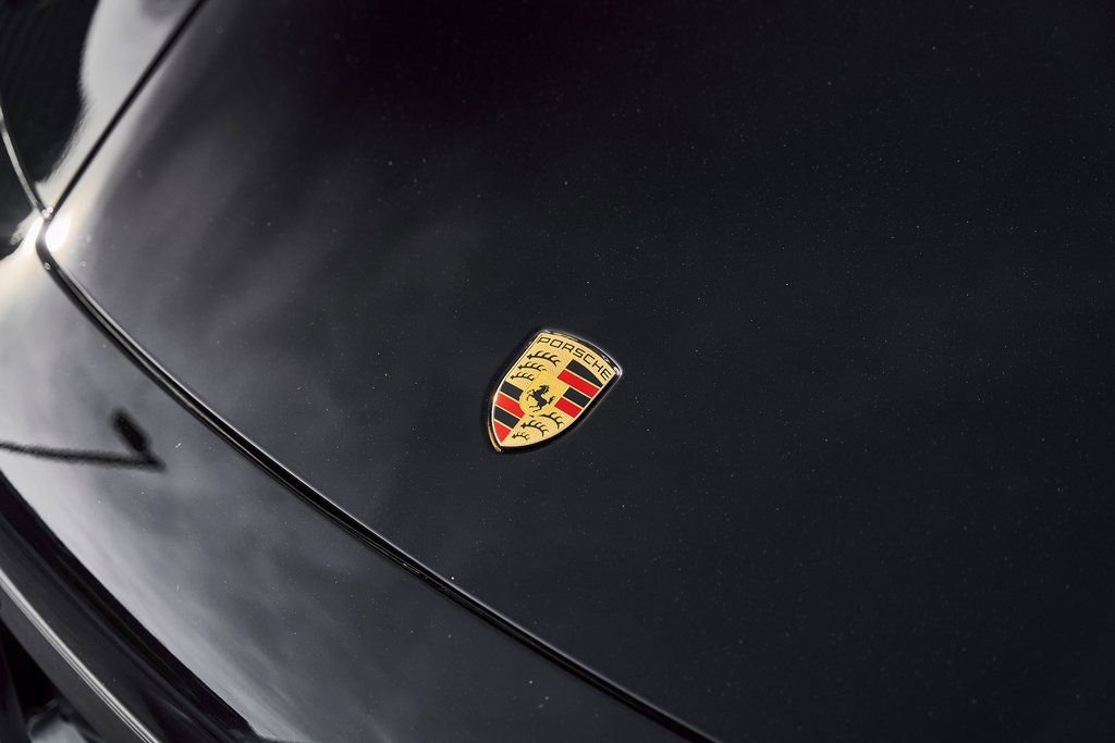 Used 2022 Porsche 911 Turbo S image 8