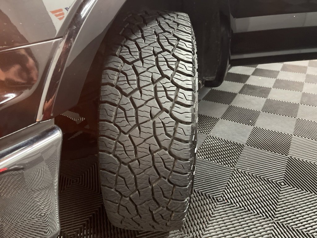 Used 2020 Ford F150 Lariat image 44