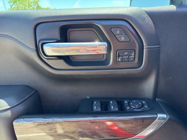 Used 2021 Chevrolet Silverado 1500 LTZ AWD/4WD image 17