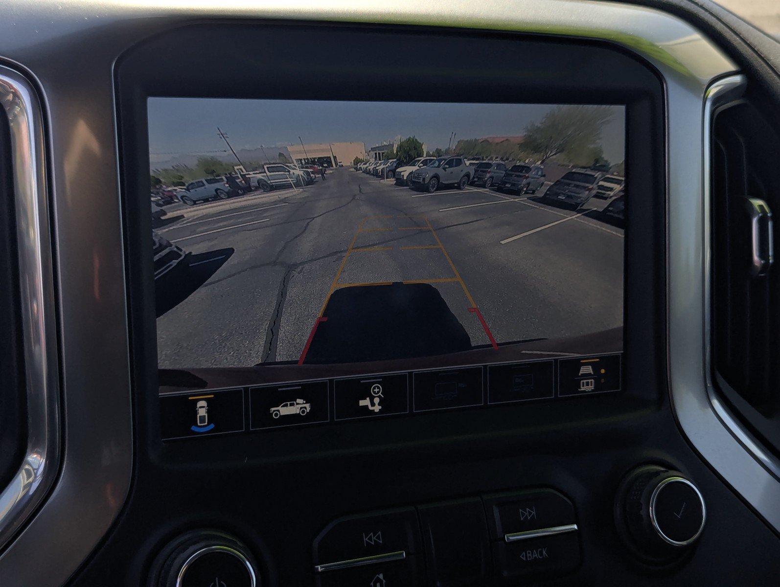 Used 2021 Chevrolet Silverado 1500 LT Trail Boss w/ Convenience Package II AWD/4WD image 13