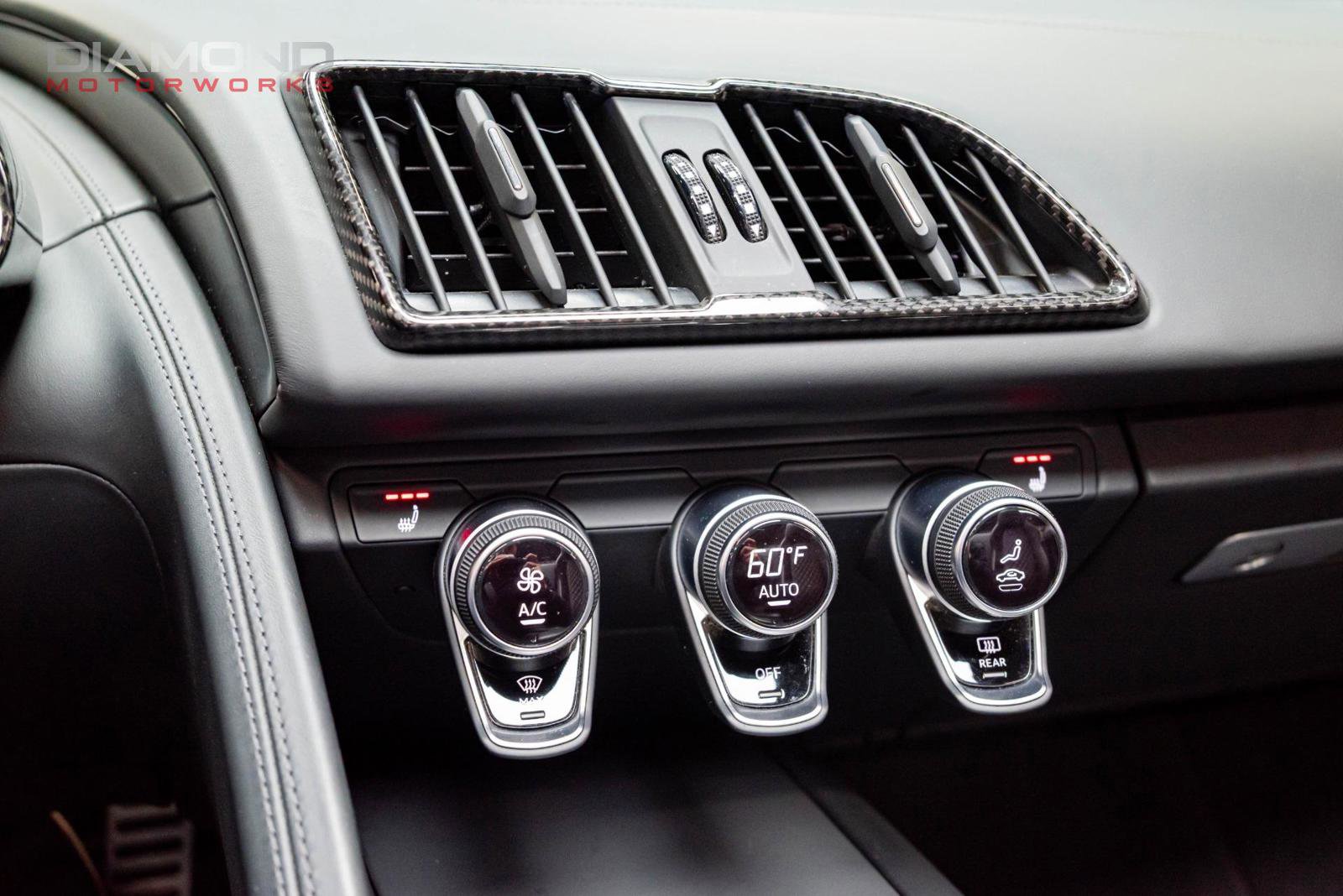 Used 2018 Audi R8 V10 w/ Carbon Exterior Package image 64