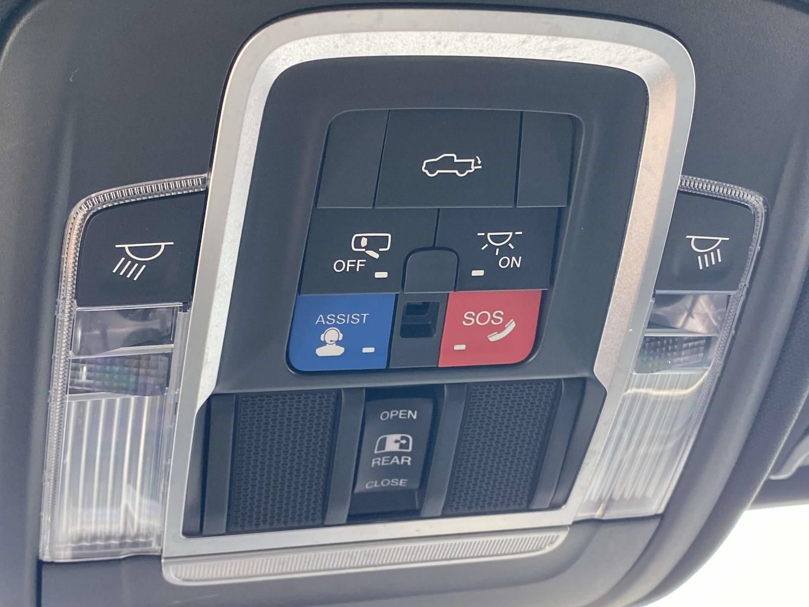 Used 2020 RAM 1500 Limited AWD/4WD image 45