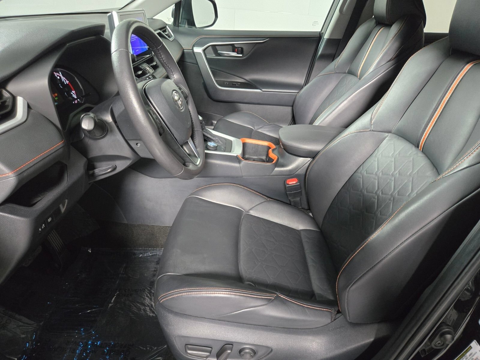 Used 2024 Toyota RAV4 Adventure AWD/4WD image 10