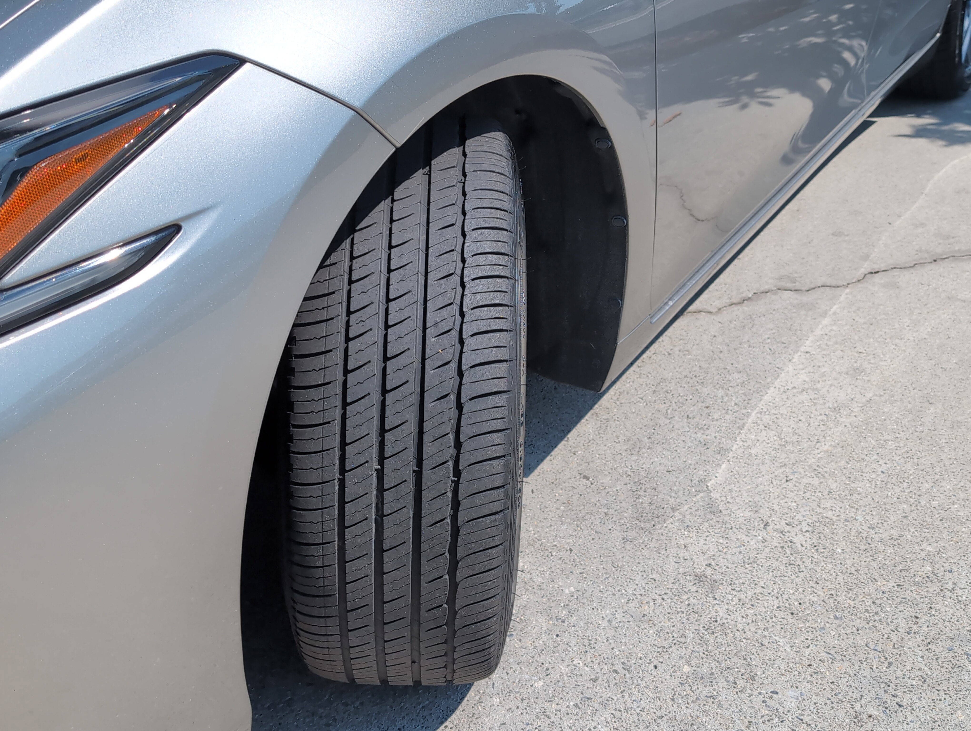Used 2020 Lexus ES 350 F Sport w/ Accessory Package FWD image 12