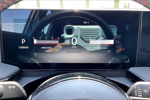 Certified 2025 Nissan Kicks SR AWD/4WD image 12