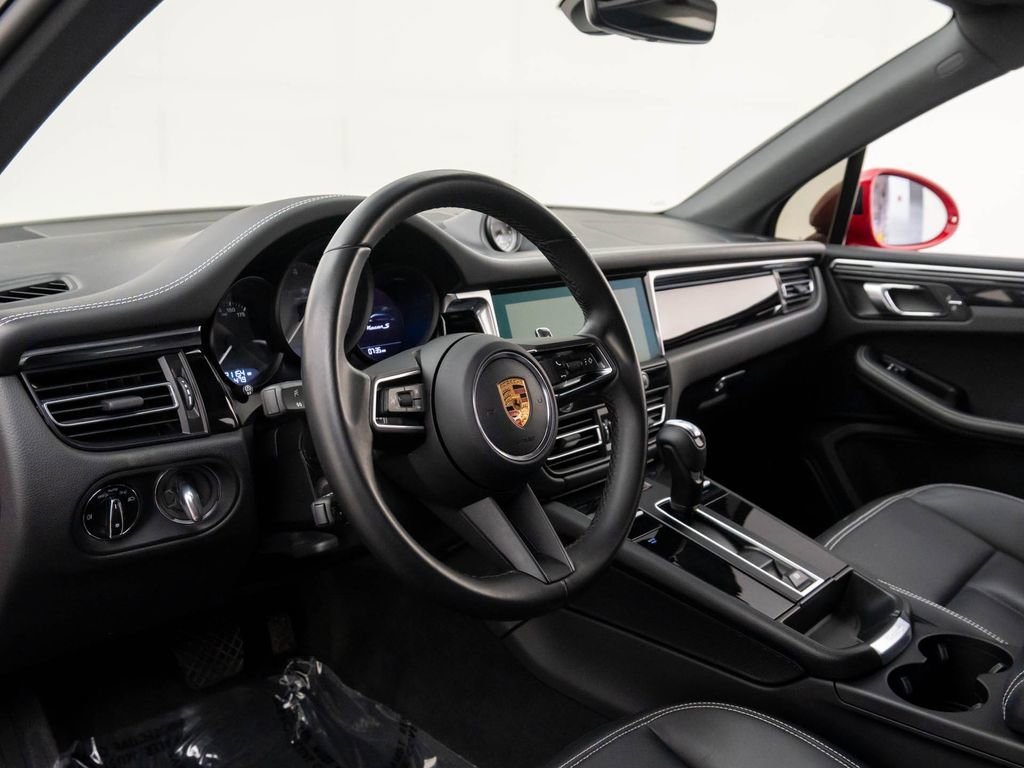 Used 2022 Porsche Macan S image 18