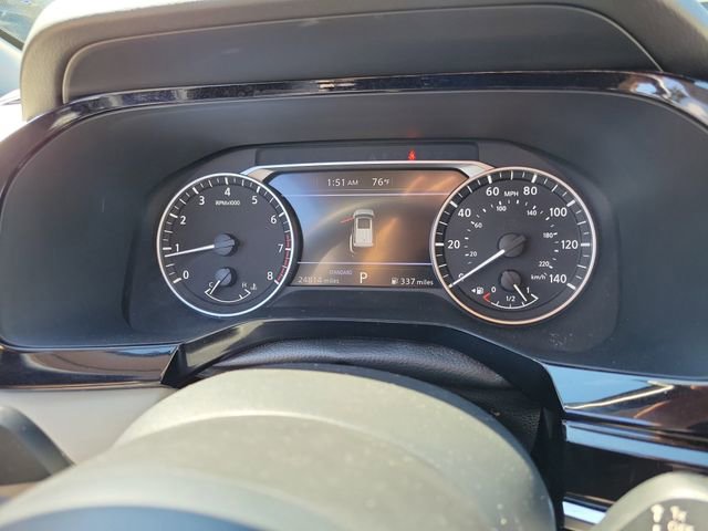 Used 2025 Nissan Pathfinder SV FWD image 18