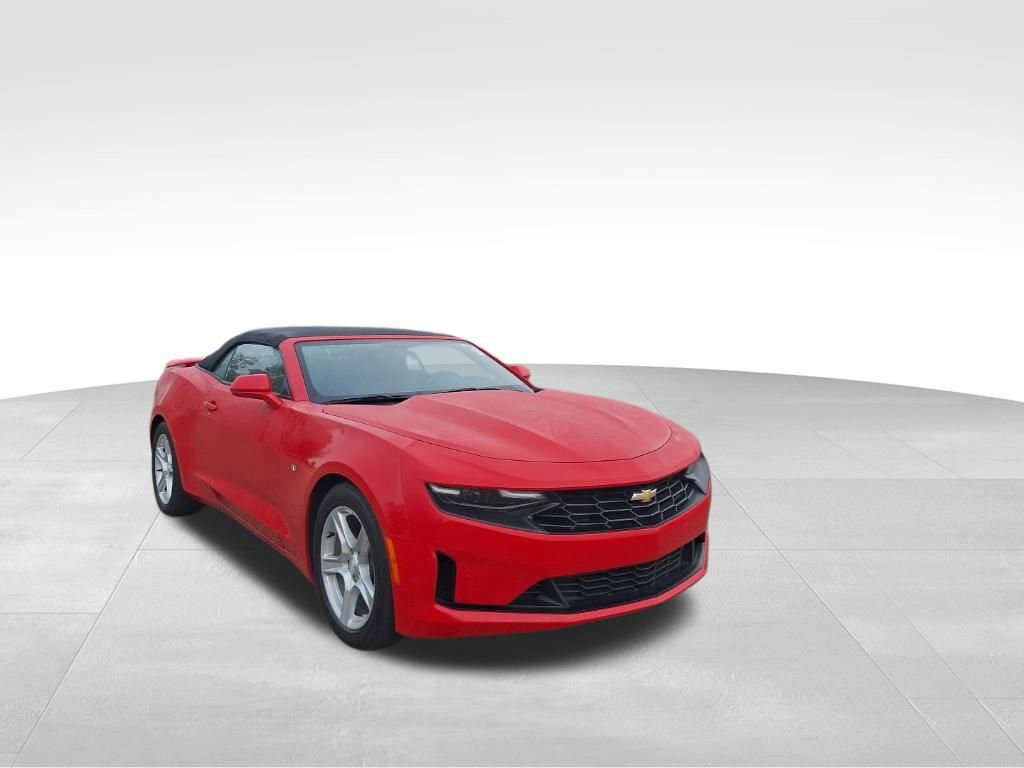 Used 2020 Chevrolet Camaro LT image 4
