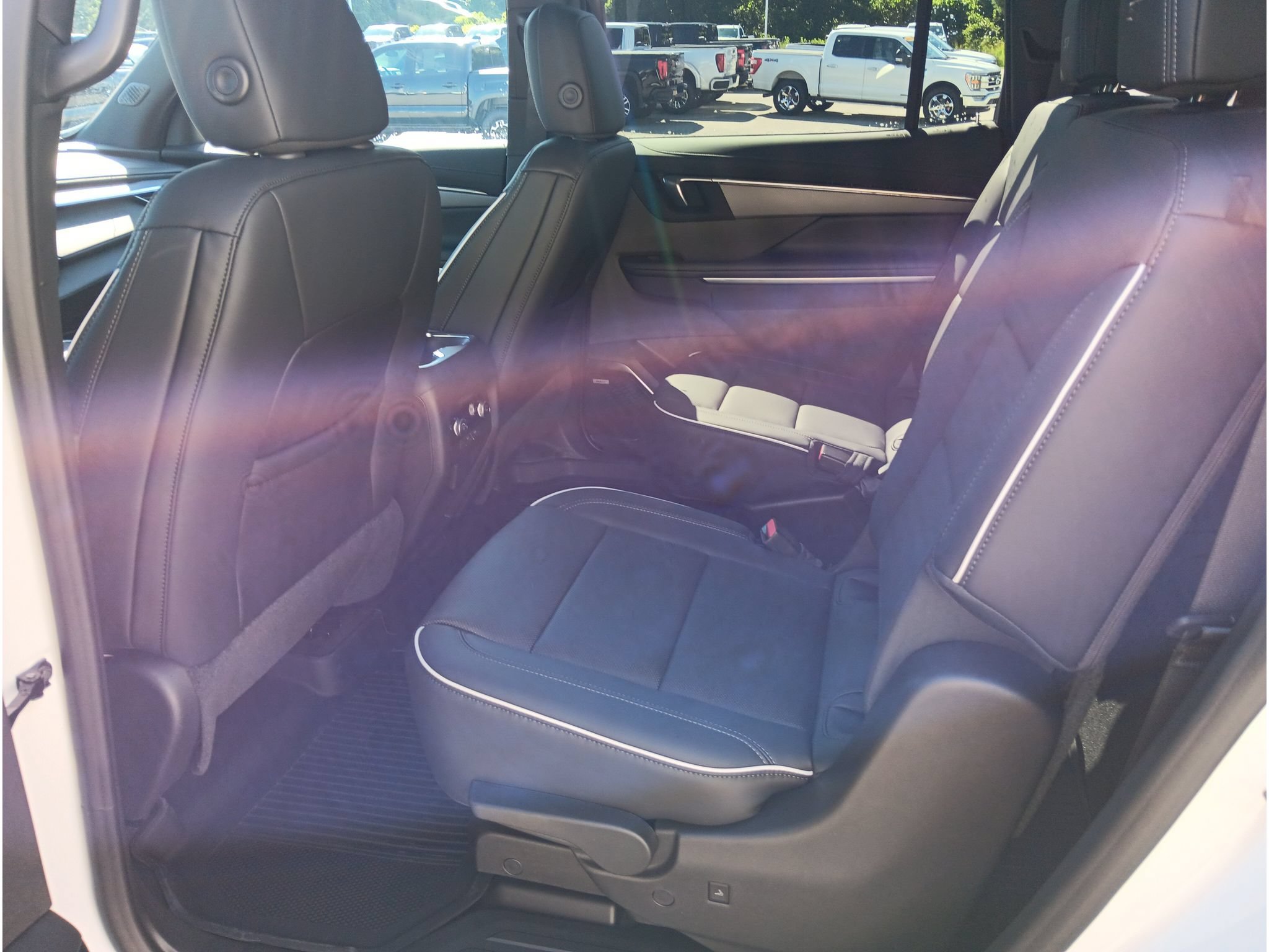 New 2027 Buick Enclave Sport Touring w/ Super Cruise Package AWD/4WD image 13