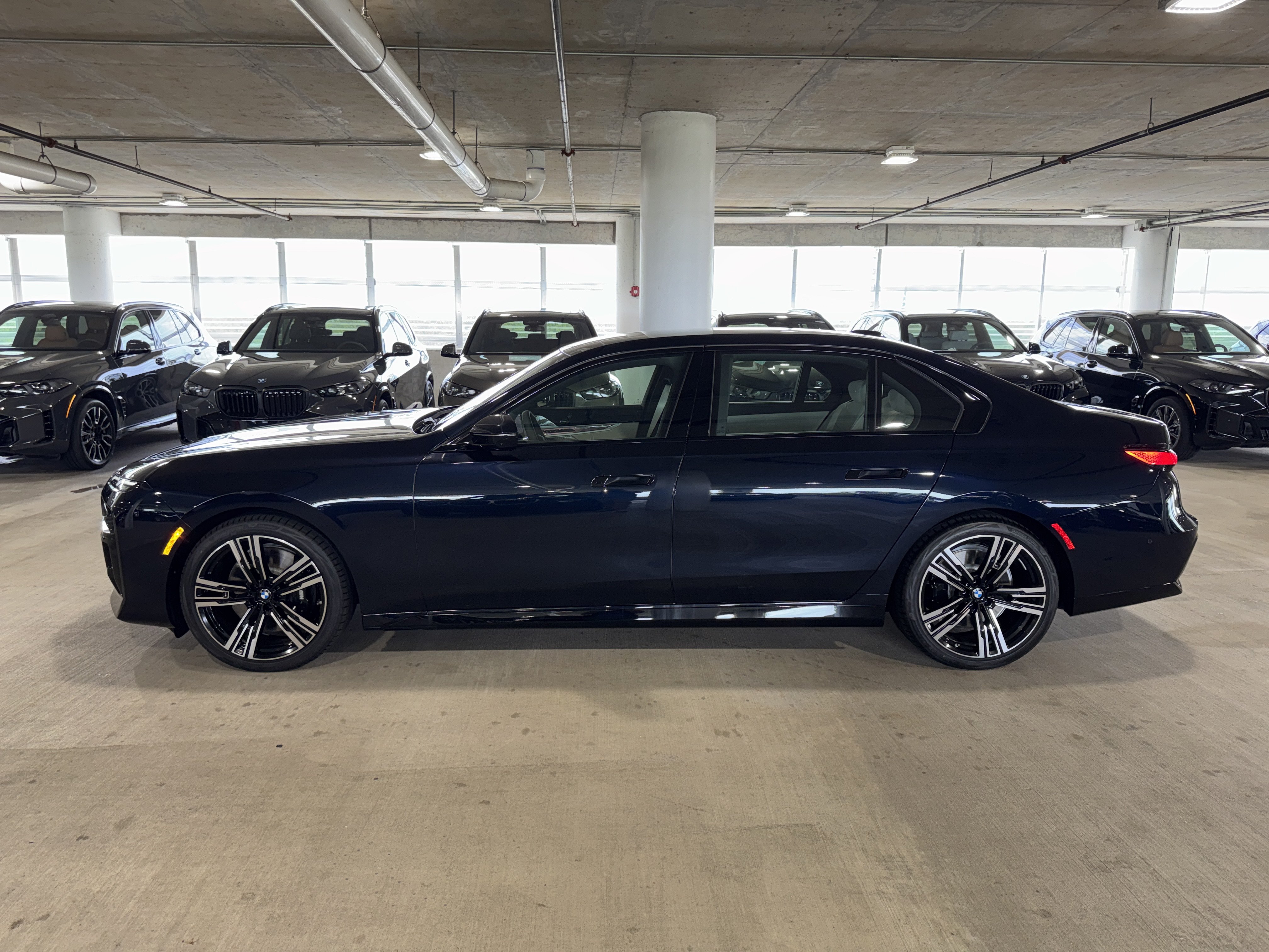 New 2026 BMW 740i RWD image 4