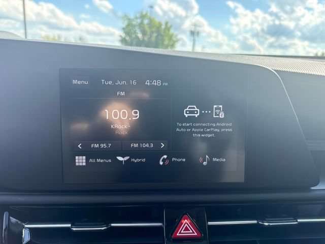 Certified 2025 Kia Niro LX FWD image 22
