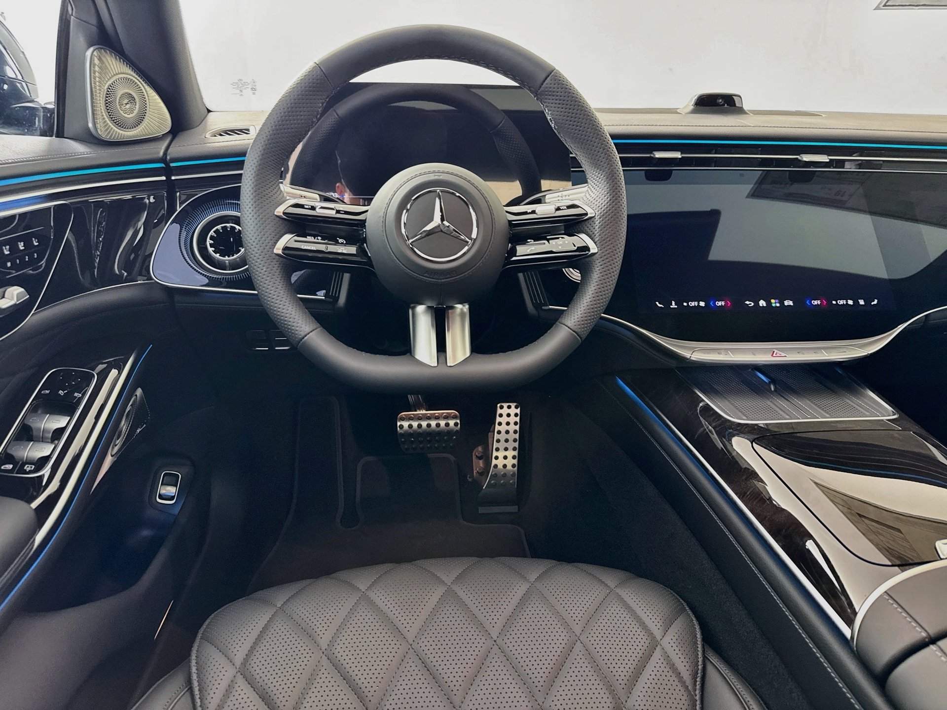 New 2027 Mercedes-Benz S 580 4MATIC Sedan image 25