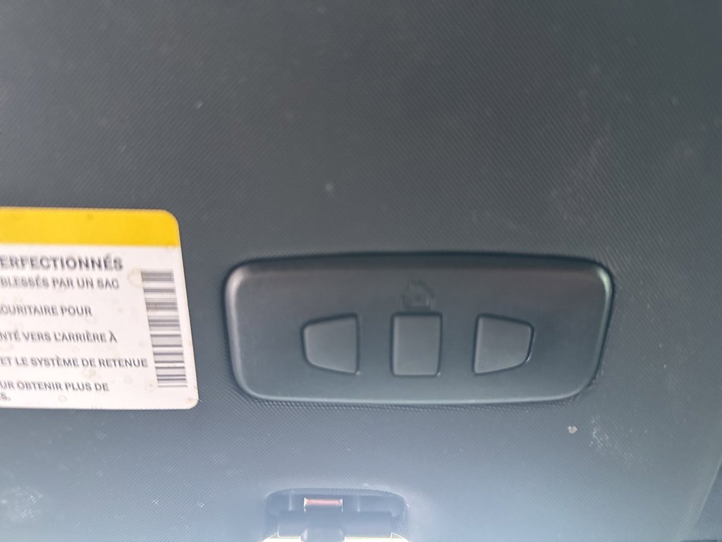 Used 2023 Alfa Romeo Stelvio Ti image 44